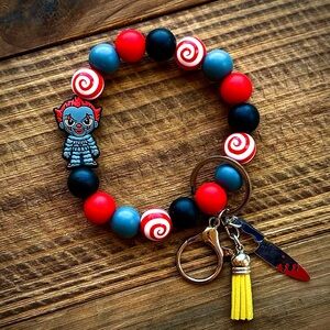 Horror-Themes Penny Wise the Clown Beaded Wristlet Keychain with Knife Charm
